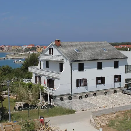 Apartmán 6476a Povljana